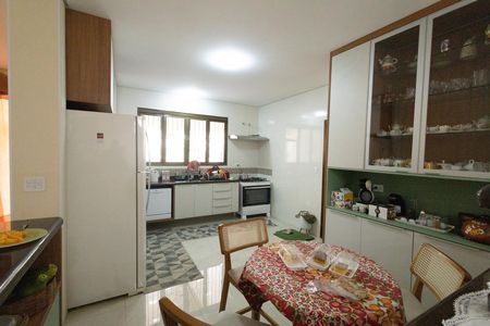 Casa para alugar com 3 quartos, 188m² em Chácaras Reunidas Igarapes, Jacareí