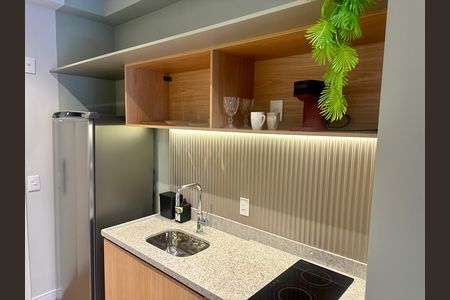 Cozinha de kitnet/studio à venda com 1 quarto, 50m² em Campo Belo, São Paulo
