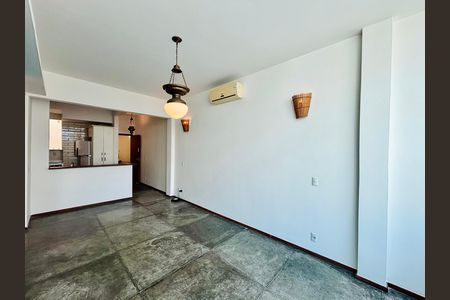 Apartamento para alugar com 74m², 2 quartos e 1 vaga