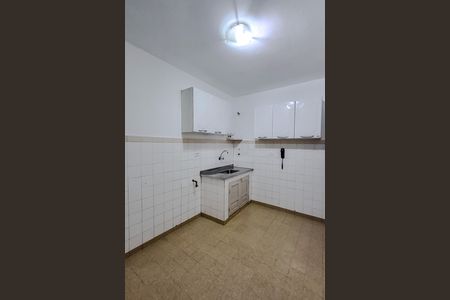 Apartamento para alugar com 95m², 3 quartos e sem vaga Apartamento para alugar com 95m², 3 quartos e sem vagaCozinha