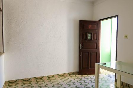 Apartamento à venda com 66m², 2 quartos e sem vaga Apartamento à venda com 66m², 2 quartos e sem vagaSala