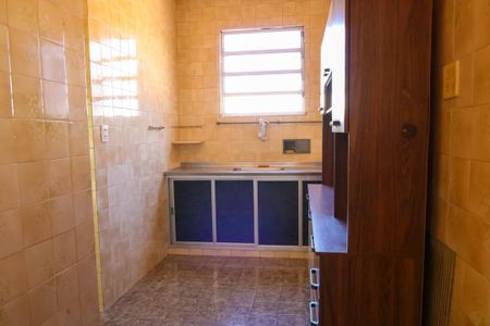 Cozinha de apartamento à venda com 2 quartos, 66m² em Inhaúma, Rio de Janeiro