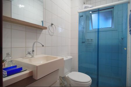 Banheiro de apartamento para alugar com 2 quartos, 58m² em Padre Reus, São Leopoldo