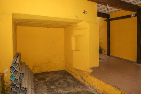 Garagem de casa à venda com 4 quartos, 270m² em Vila Ipojuca, São Paulo