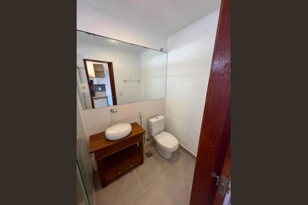 Casa para alugar com 105m², 2 quartos e 1 vaga Casa para alugar com 105m², 2 quartos e 1 vagaBanheiro