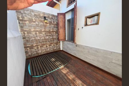 Casa para alugar com 105m², 2 quartos e 1 vaga Casa para alugar com 105m², 2 quartos e 1 vagaÁrea externa