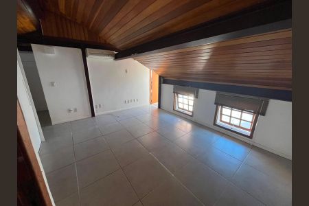 Casa para alugar com 105m², 2 quartos e 1 vaga Casa para alugar com 105m², 2 quartos e 1 vagaQuarto