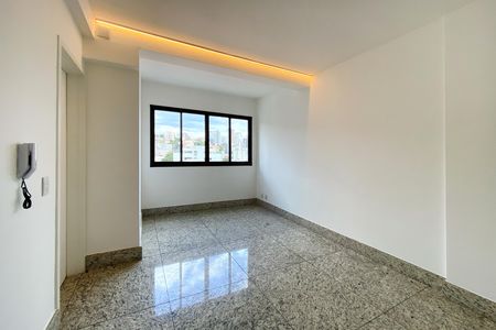 Sala de apartamento à venda com 3 quartos, 72m² em São Lucas, Belo Horizonte