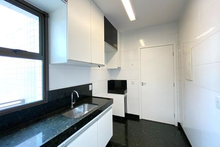 Cozinha de apartamento à venda com 3 quartos, 72m² em São Lucas, Belo Horizonte