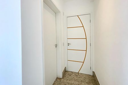 Hall de apartamento à venda com 3 quartos, 72m² em São Lucas, Belo Horizonte