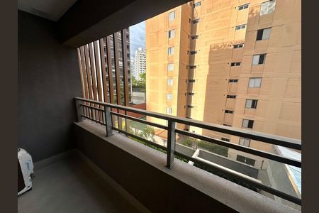 Varanda de kitnet/studio à venda com 1 quarto, 50m² em Campo Belo, São Paulo
