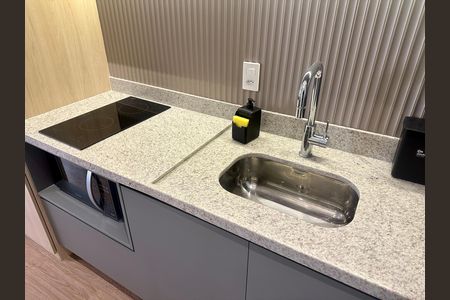 Cozinha de kitnet/studio à venda com 1 quarto, 50m² em Campo Belo, São Paulo