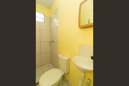 Banheiro de kitnet/studio para alugar com 1 quarto, 30m² em Bangu, Rio de Janeiro