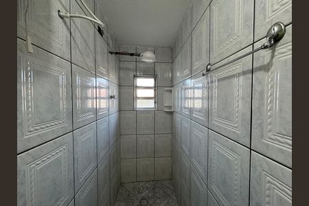 Banheiro de casa para alugar com 1 quarto, 80m² em Vila Yolanda, Osasco