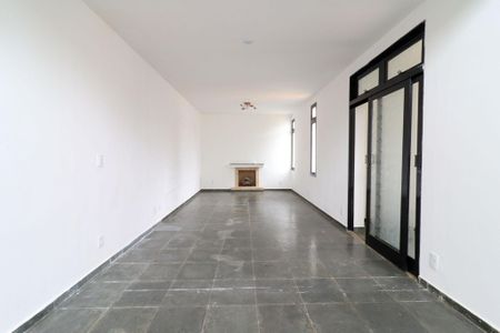 Sala de casa para alugar com 4 quartos, 245m² em Santa Genebra Ii, Campinas
