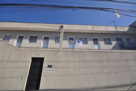 Fachada de casa para alugar com 1 quarto, 22m² em Parque Novo Mundo, São Paulo