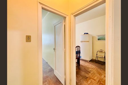 Corredor de apartamento para alugar com 2 quartos, 80m² em Copacabana, Rio de Janeiro