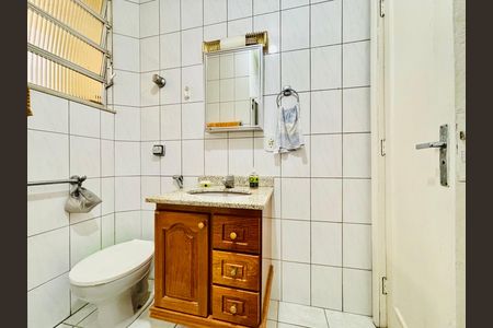 Apartamento para alugar com 80m², 2 quartos e sem vagaBanheiro social