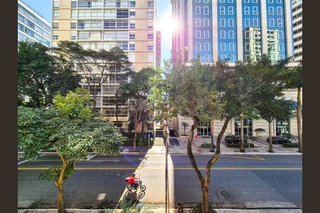 Vista da Suíte  de apartamento para alugar com 3 quartos, 130m² em Consolação, São Paulo