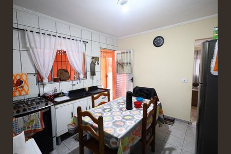 Cozinha de casa à venda com 2 quartos, 125m² em Veloso, Osasco
