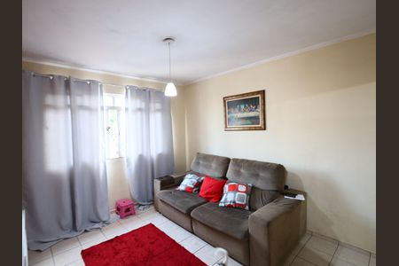Sala de casa à venda com 2 quartos, 125m² em Veloso, Osasco