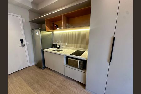Cozinha de kitnet/studio à venda com 1 quarto, 50m² em Campo Belo, São Paulo