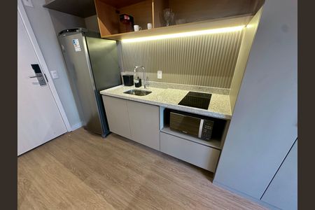Cozinha de kitnet/studio à venda com 1 quarto, 50m² em Campo Belo, São Paulo