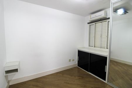 Casa de condomínio à venda com 86m², 2 quartos e 2 vagas Casa de condomínio à venda com 86m², 2 quartos e 2 vagasSuíte 2