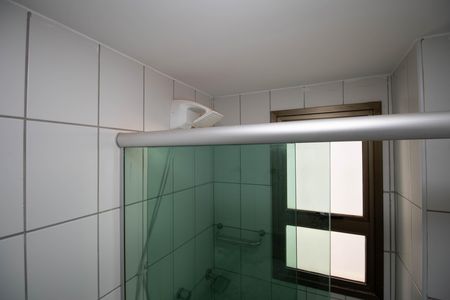 Apartamento à venda com 175m², 3 quartos e 2 vagas Apartamento à venda com 175m², 3 quartos e 2 vagasBanheiro da Suíte 2