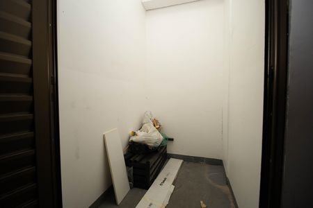 Apartamento à venda com 175m², 3 quartos e 2 vagas Apartamento à venda com 175m², 3 quartos e 2 vagasDepósito