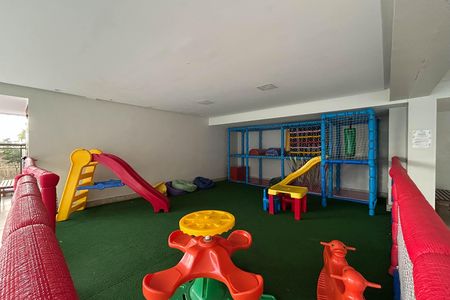 Apartamento à venda com 175m², 3 quartos e 2 vagas Apartamento à venda com 175m², 3 quartos e 2 vagasSalão de jogos