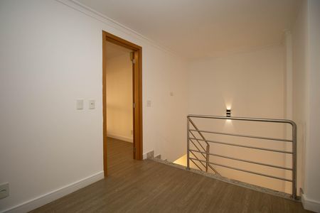 Apartamento à venda com 175m², 3 quartos e 2 vagas Apartamento à venda com 175m², 3 quartos e 2 vagasCorredor