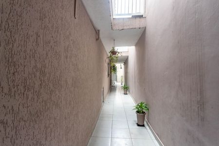 Corredor externo  de casa à venda com 2 quartos, 80m² em Casa Grande, Diadema