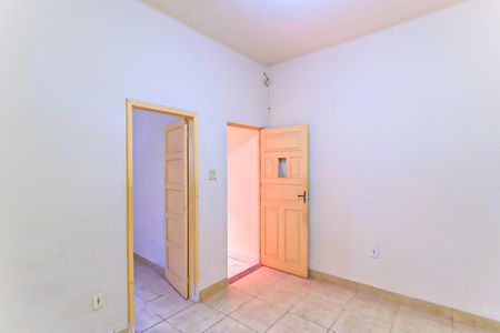 Sala de casa para alugar com 2 quartos, 145m² em Piedade, Rio de Janeiro