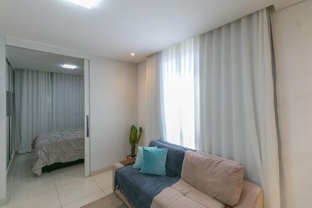 Apartamento para alugar com 32m², 1 quarto e 1 vaga