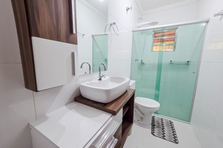 Casa para alugar com 125m², 3 quartos e 2 vagas Casa para alugar com 125m², 3 quartos e 2 vagasBanheiro