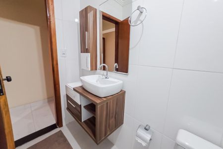 Casa para alugar com 125m², 3 quartos e 2 vagas Casa para alugar com 125m², 3 quartos e 2 vagasBanheiro