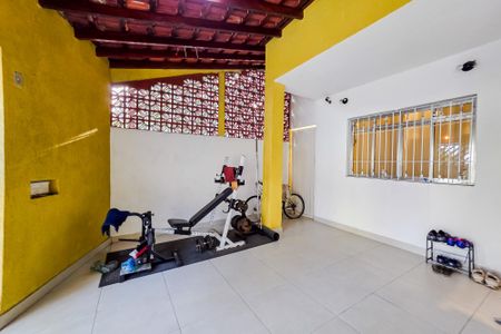 Garagem de casa para alugar com 3 quartos, 125m² em Jardim Santo Antônio, Santo André