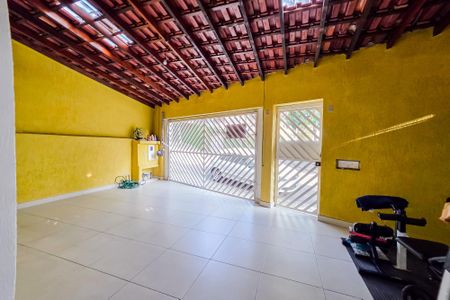 Casa para alugar com 125m², 3 quartos e 2 vagas Casa para alugar com 125m², 3 quartos e 2 vagasGaragem