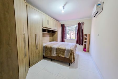 Suíte de casa para alugar com 3 quartos, 125m² em Jardim Santo Antônio, Santo André