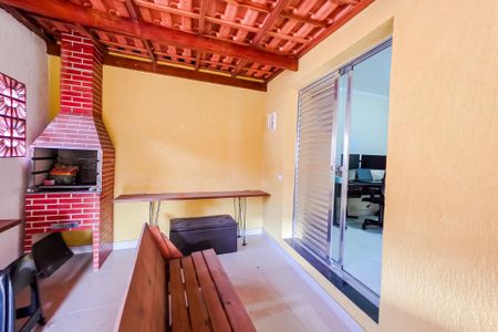 Casa para alugar com 125m², 3 quartos e 2 vagas Casa para alugar com 125m², 3 quartos e 2 vagasVaranda