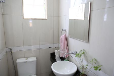 Casa para alugar com 360m², 5 quartos e 3 vagasBanheiro