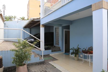 Quintal de casa à venda com 5 quartos, 360m² em Novo Eldorado, Contagem