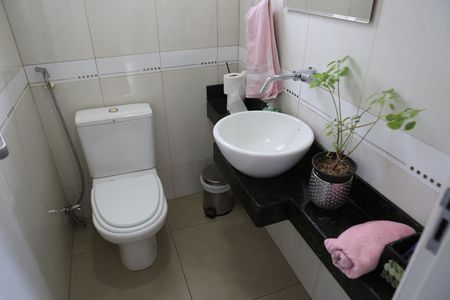 Casa para alugar com 360m², 5 quartos e 3 vagasBanheiro