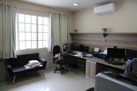 Casa para alugar com 360m², 5 quartos e 3 vagasQuarto 4