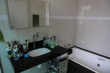 Casa para alugar com 360m², 5 quartos e 3 vagasSuite Quarto 3