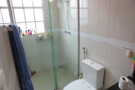 Casa para alugar com 360m², 5 quartos e 3 vagasBanheiro 1