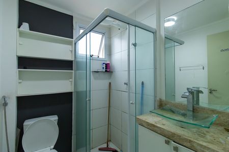 Banheiro de apartamento para alugar com 2 quartos, 50m² em Parque Turiguara, Cotia