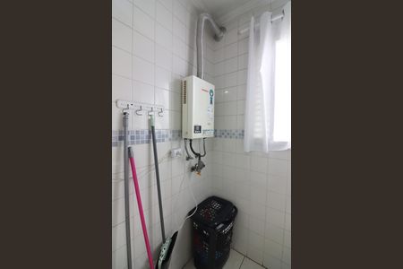 Casa de condomínio à venda com 73m², 3 quartos e 1 vagaÁrea de Serviço