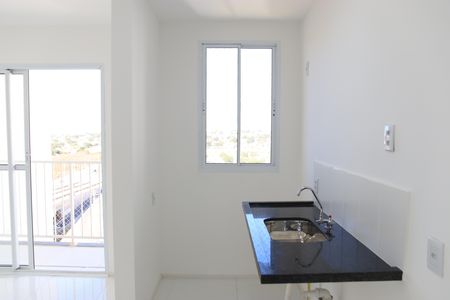 Cozinha e Área de Serviço de apartamento para alugar com 3 quartos, 60m² em Vila Maria Dilce, Goiânia